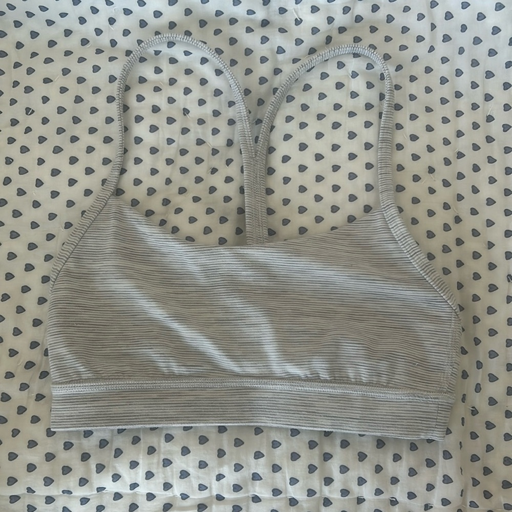 Lululemon Flow Y Bra Nulu